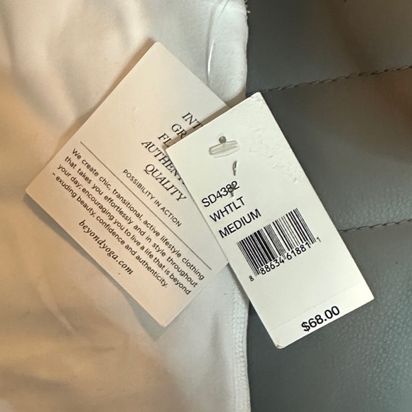 Beyond Yoga White Tank Top - Picture 3 of 7